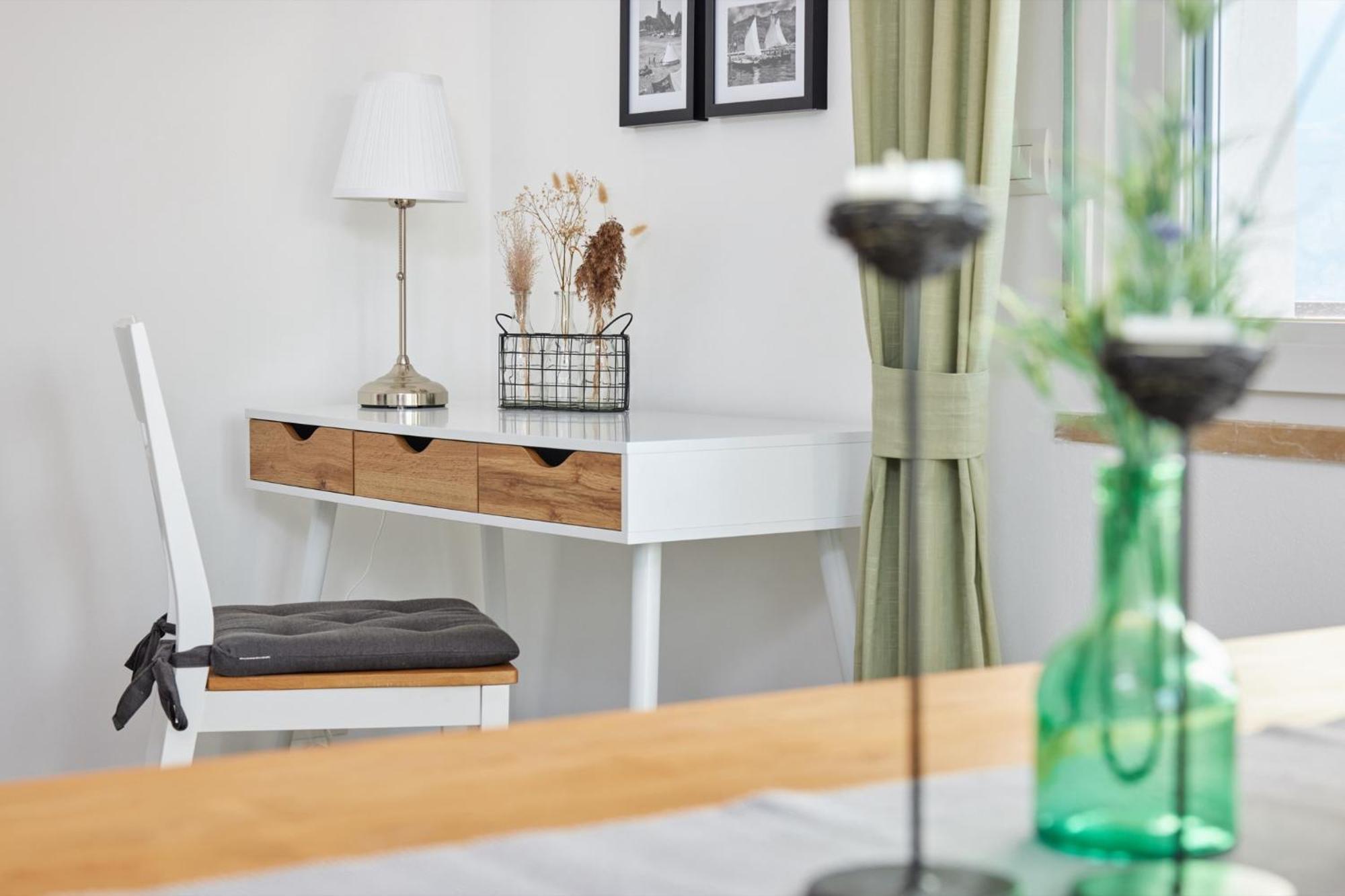 Lake View Luca Apartment 말세진느 외부 사진